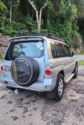 MITSUBISHI-PAJERO TR4-2008