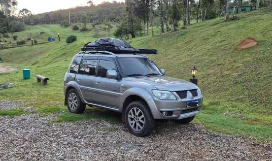 MITSUBISHI-PAJERO TR4-2013