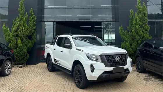 NISSAN FRONTIER 2.3 16V TURBO DIESEL ATTACK CD 4X4 AUTOMÁTICO NISSAN FRONTIER 2.3 16V TURBO DIESEL ATTACK CD 4X4 AUTOMÁTICO
