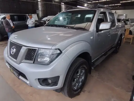 NISSAN FRONTIER 2.5 SV ATTACK 4X4 CD TURBO ELETRONIC DIESEL 4P AUTOMÁTICO NISSAN FRONTIER 2.5 SV ATTACK 4X4 CD TURBO ELETRONIC DIESEL 4P AUTOMÁTICO