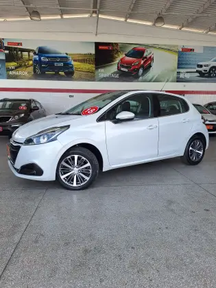 PEUGEOT 208 1.6 GRIFFE 16V FLEX 4P AUTOMÁTICO