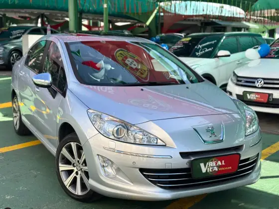 PEUGEOT 408 1.6 GRIFFE 16V TURBO GASOLINA 4P AUTOMÁTICO PEUGEOT 408 1.6 GRIFFE 16V TURBO GASOLINA 4P AUTOMÁTICO