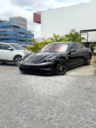 PORSCHE TAYCAN 4S ELÉTRICO