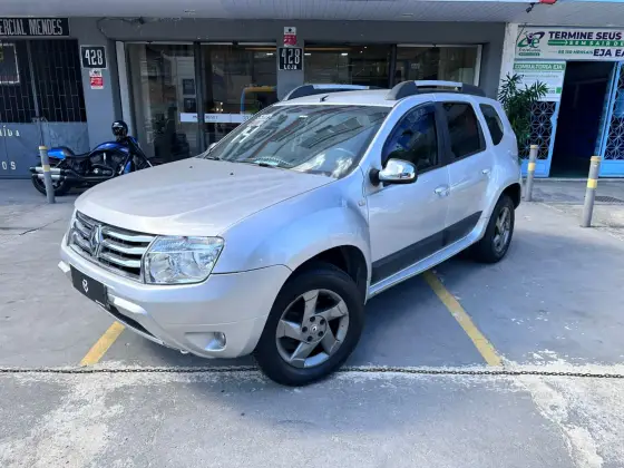 RENAULT DUSTER 1.6 4X2 16V FLEX 4P MANUAL RENAULT DUSTER 1.6 4X2 16V FLEX 4P MANUAL