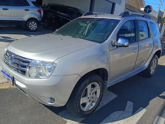 RENAULT DUSTER 2.0 DYNAMIQUE 4X2 16V FLEX 4P AUTOMÁTICO RENAULT DUSTER 2.0 DYNAMIQUE 4X2 16V FLEX 4P AUTOMÁTICO