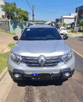 RENAULT-DUSTER-2022