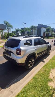RENAULT-DUSTER-2022