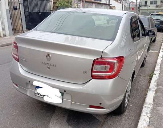 RENAULT-LOGAN-2019