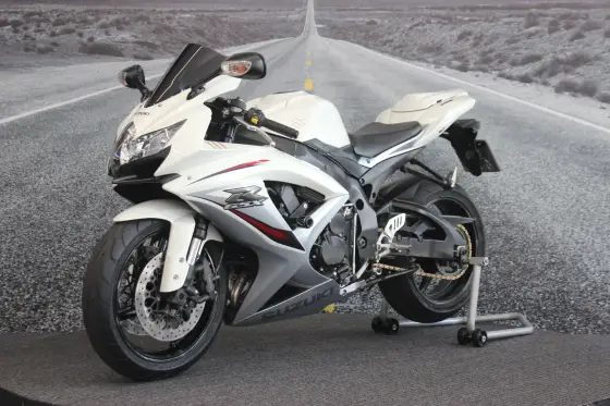 SUZUKI GSX-R750 W SRAD 