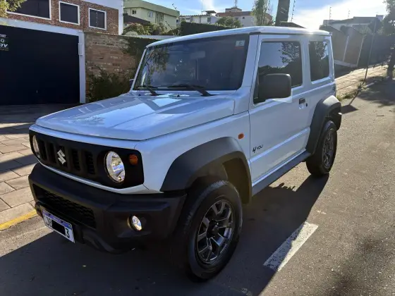 SUZUKI JIMNY 1.5 GASOLINA SIERRA 4YOU 4X4 AUTOMÁTICO SUZUKI JIMNY 1.5 GASOLINA SIERRA 4YOU 4X4 AUTOMÁTICO