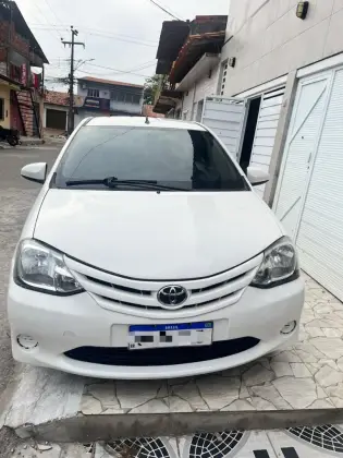 TOYOTA ETIOS 1.5 XS 16V FLEX 4P MANUAL TOYOTA ETIOS 1.5 XS 16V FLEX 4P MANUAL
