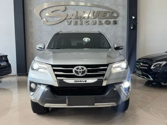 TOYOTA HILUX SW4 2.8 SRX 4X4 16V TURBO INTERCOOLER DIESEL 4P AUTOMÁTICO