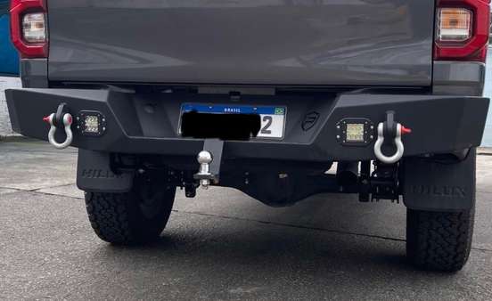 TOYOTA-HILUX-2021