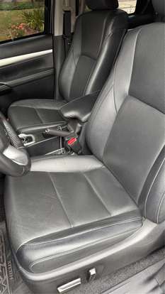 TOYOTA-HILUX-2021