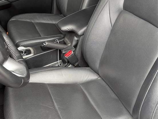 TOYOTA-HILUX-2.8 D-4D TURBO DIESEL CD SRX 4X4 AUTOMÁTICO TOYOTA-HILUX-2021