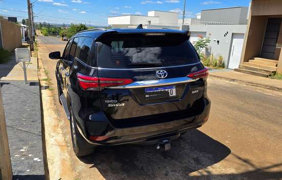 TOYOTA-HILUX SW4-2021