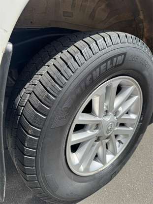 TOYOTA-HILUX SW4-2014