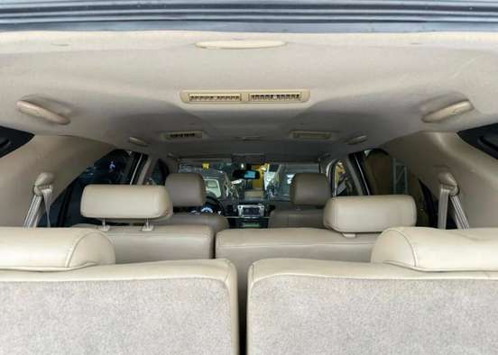 TOYOTA-HILUX SW4-2014