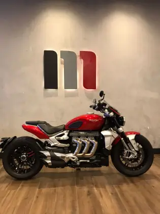 TRIUMPH ROCKET III R TRIUMPH ROCKET III R