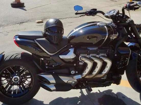 TRIUMPH-ROCKET III R TRIUMPH-ROCKET III R-2021