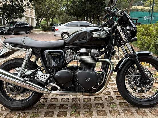 TRIUMPH-THRUXTON TRIUMPH-THRUXTON-2015