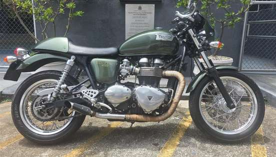 TRIUMPH-THRUXTON TRIUMPH-THRUXTON-2015