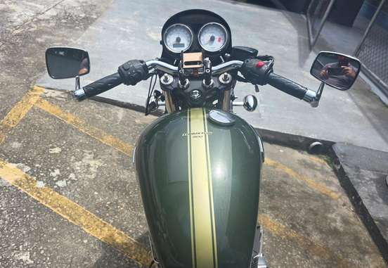 TRIUMPH-THRUXTON TRIUMPH-THRUXTON-2015