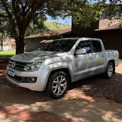 VOLKSWAGEN AMAROK 2.0 HIGHLINE 4X4 CD 16V TURBO INTERCOOLER DIESEL 4P AUTOMÁTICO VOLKSWAGEN AMAROK 2.0 HIGHLINE 4X4 CD 16V TURBO INTERCOOLER DIESEL 4P AUTOMÁTICO