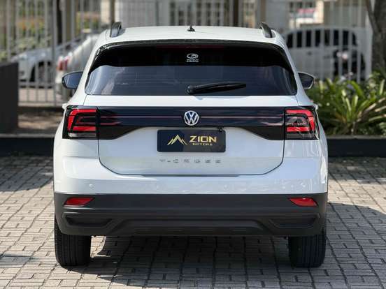 VOLKSWAGEN-T-CROSS-2021