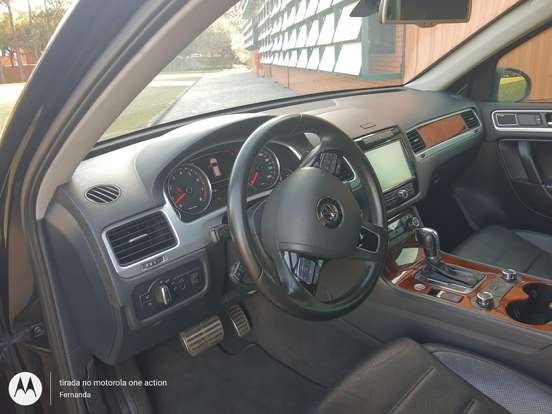 VOLKSWAGEN-TOUAREG-4.2 FSI V8 32V GASOLINA 4P TIPTRONIC VOLKSWAGEN-TOUAREG-2011