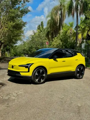 VOLVO EX30 69 KW ELÉTRICO ULTRA