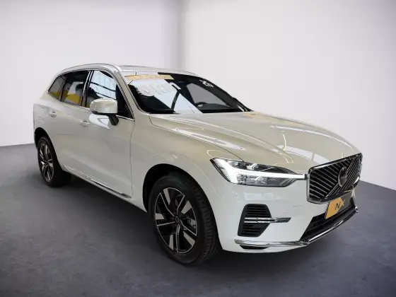 VOLVO XC60 2.0 T8 PHEV PLUS AWD GEARTRONIC