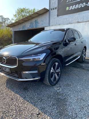 VOLVO-XC60-2022
