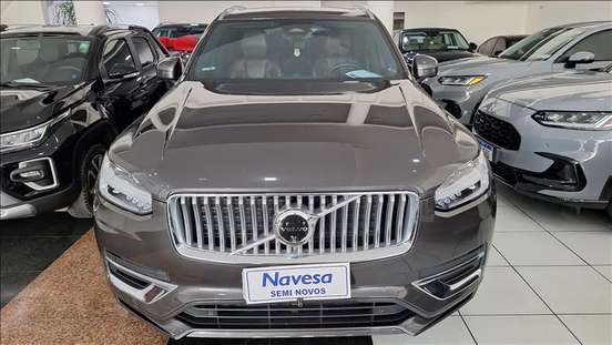 VOLVO-XC90-2023