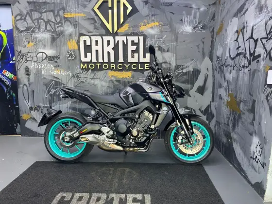 YAMAHA MT-09 YAMAHA MT-09