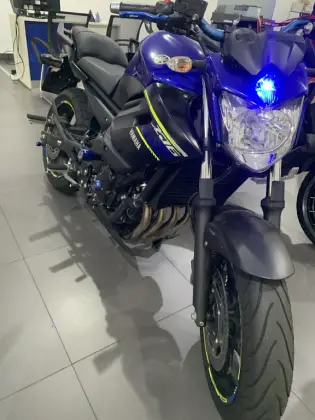 YAMAHA XJ6 N ABS 