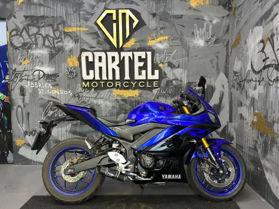 YAMAHA YZF R3 ABS YAMAHA YZF R3 ABS
