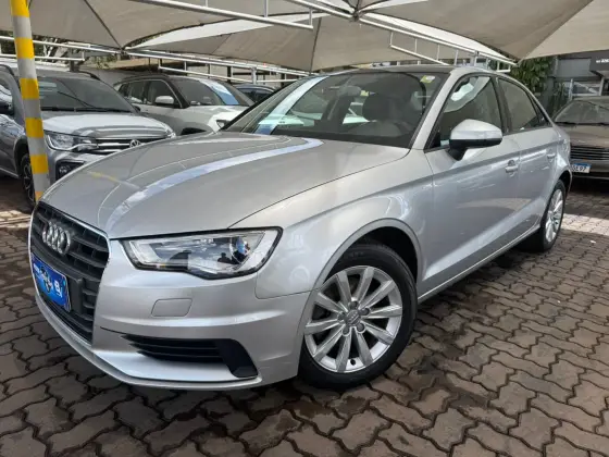 AUDI A3 1.4 TFSI SEDAN ATTRACTION 16V GASOLINA 4P S-TRONIC