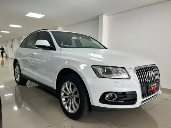 AUDI Q5 3.0 TFSI AMBITION V6 24V GASOLINA 4P AUTOMÁTICO