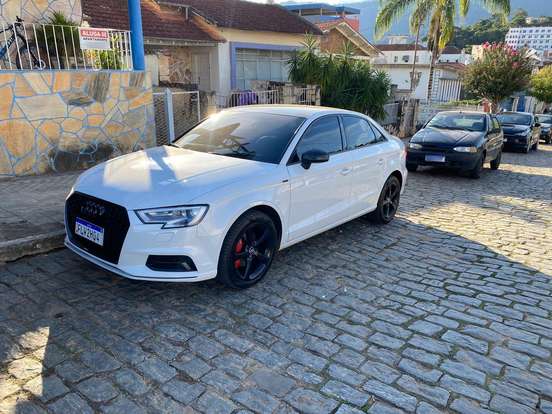 AUDI-A3-2018