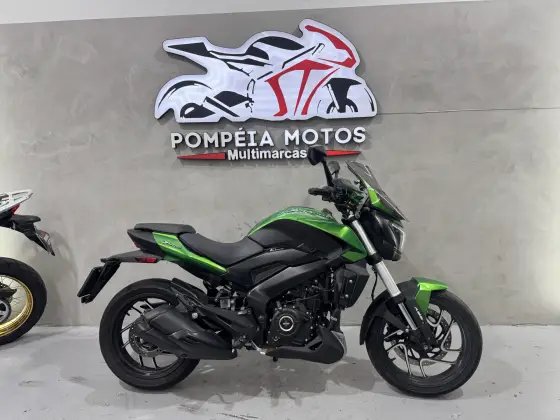 BAJAJ DOMINAR 400 