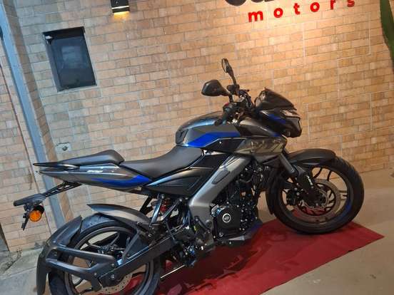 BAJAJ-DOMINAR NS200 BAJAJ-DOMINAR NS200-2025