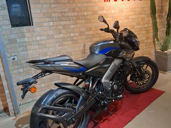 BAJAJ-DOMINAR NS200 BAJAJ-DOMINAR NS200-2025