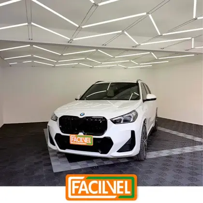 BMW iX1 ELÉTRICO XDRIVE30 M SPORT BMW iX1 ELÉTRICO XDRIVE30 M SPORT