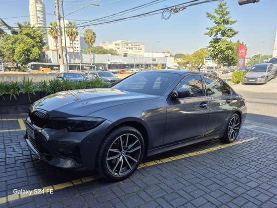 BMW-320i-2.0 16V TURBO GASOLINA SPORT AUTOMÁTICO BMW-320i-2019