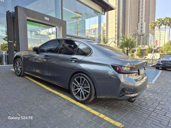 BMW-320i-2.0 16V TURBO GASOLINA SPORT AUTOMÁTICO BMW-320i-2019