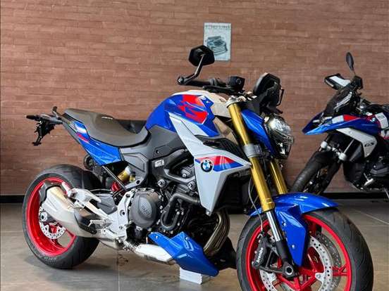 BMW-F 900 R SPORT PLUS BMW-F 900 R SPORT PLUS-2025