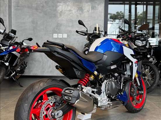 BMW-F 900 R SPORT PLUS BMW-F 900 R SPORT PLUS-2025