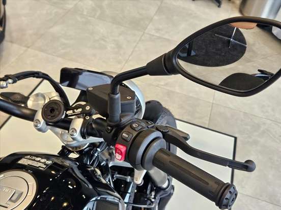 BMW-R 12-2025