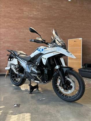 BMW R 1300 GS PLUS 